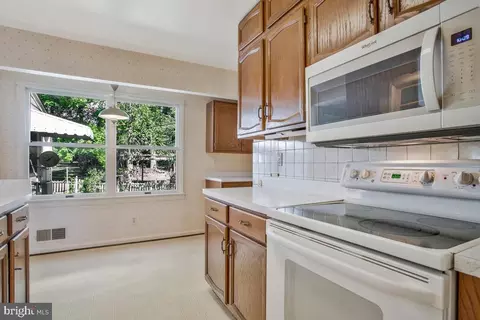 1121 12th St, Laurel, MD 20707 photo 13