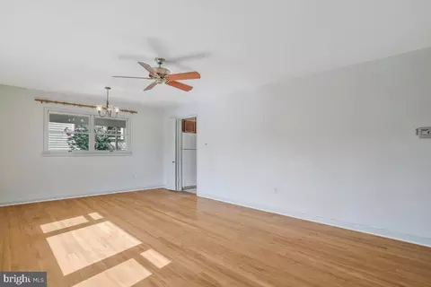 1121 12th St, Laurel, MD 20707 photo 9