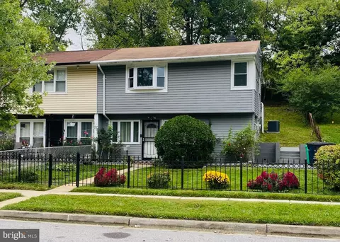 2003 Ray Leonard Rd, Hyattsville, MD 20785