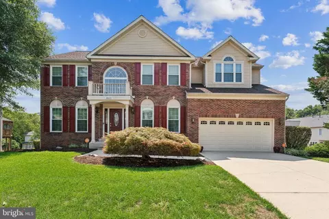 8003 Race Horse Ln, Bowie, MD 20715