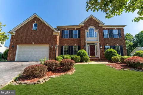 5302 Trotters Glen Dr, Marlboro, MD 20772
