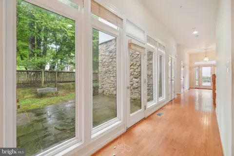Entry Way - 3120 Courtside Rd, Bowie, MD 20721 photo 4 of 9