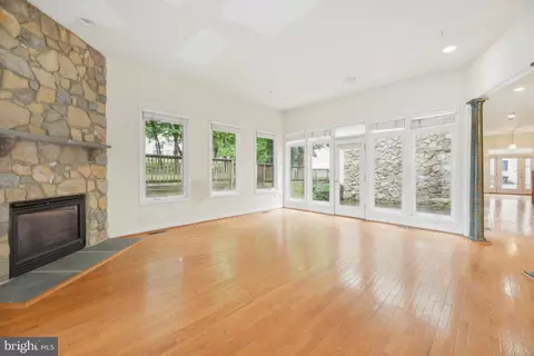 Living - 3120 Courtside Rd, Bowie, MD 20721 photo 5 of 10