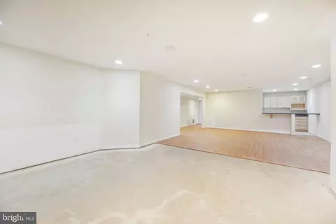 Living - 3120 Courtside Rd, Bowie, MD 20721 photo 9 of 10