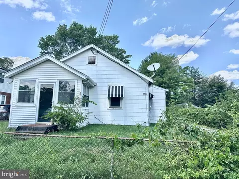 3910 Coach Ln, Suitland, MD 20746