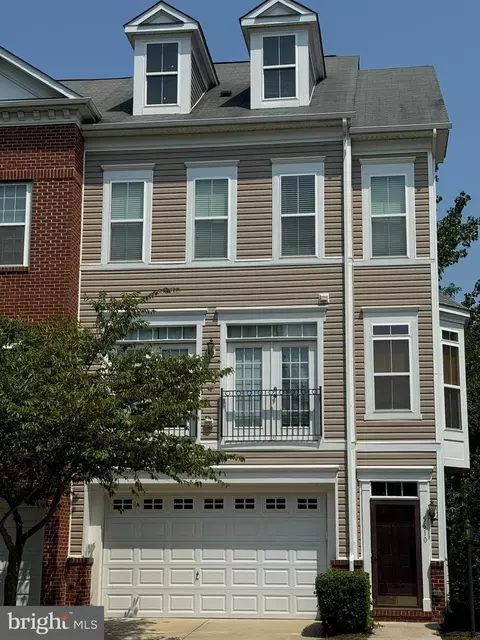 5610 Hartfield, Suitland, MD 20746