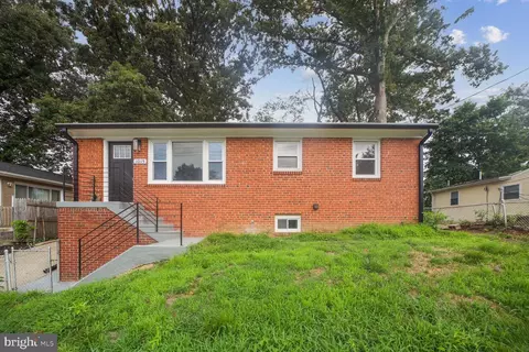 1015 Drum Ave, Capitol Heights, MD 20743