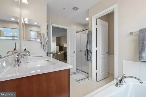 Bath - 14826 Hardcastle St, Laurel, MD 20707 photo 2 of 2
