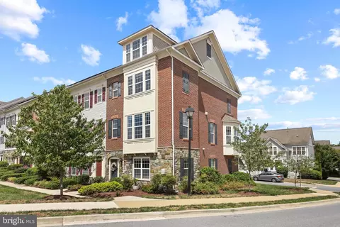 14826 Hardcastle St, Laurel, MD 20707
