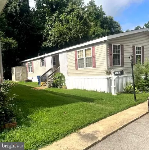 9405 Beech Park St, Capitol Heights, MD 20743