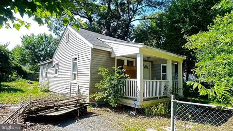 2707 Phelps Ave, District Heights, MD 20747