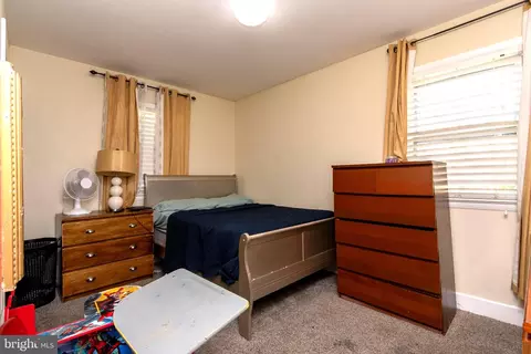 Bedroom - 6715 Lamont Dr, Lanham, MD 20706 photo 3 of 4