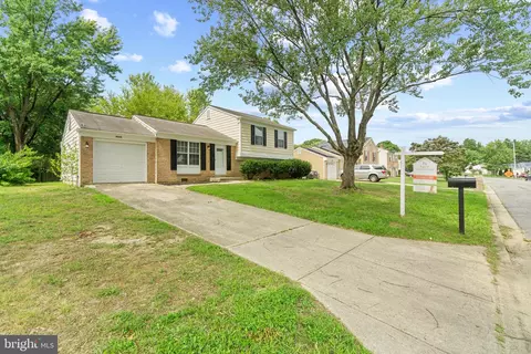 4004 New Haven Dr, Bowie, MD 20716