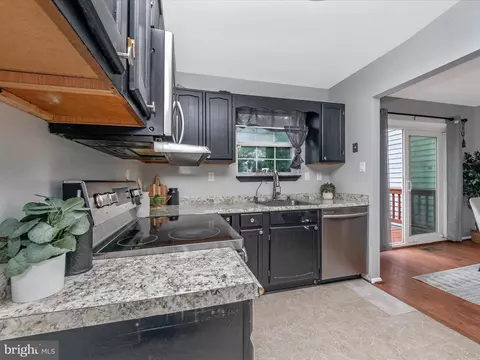 4433 Cape Cod Cir, Bowie, MD 20720 photo 12