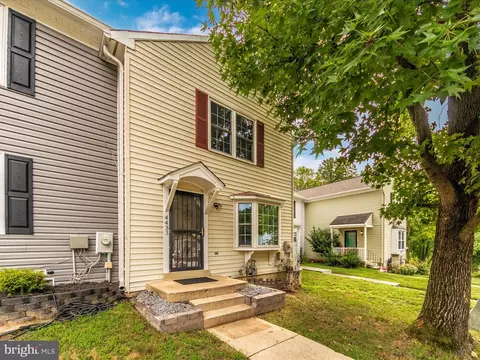 4433 Cape Cod Cir, Bowie, MD 20720 photo 2