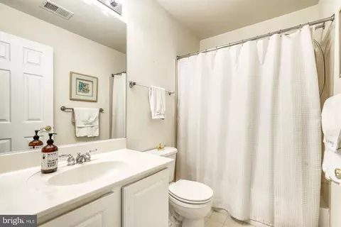 7405 Shadow Park Ct, Laurel, MD 20707 photo 42