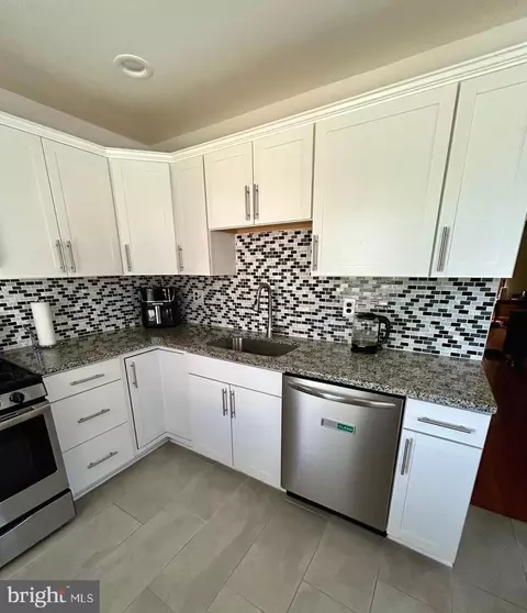 Kitchen - 12948 Claxton Dr #3-A, Laurel, MD 20708 photo 3 of 5