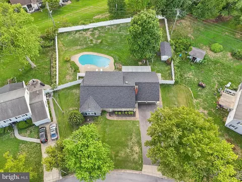 12503 Stem Ln, Bowie, MD 20715 photo 43