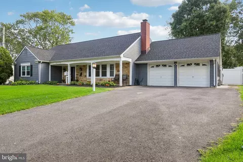 12503 Stem Ln, Bowie, MD 20715 photo 3