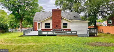 2425 Cherokee St, Adelphi, MD 20783 photo 2