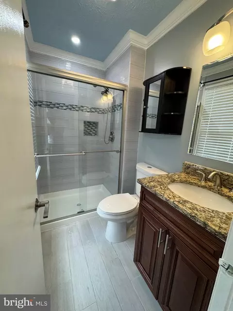 Bath - 15404 Malaya Pl, Laurel, MD 20707 photo 7 of 11