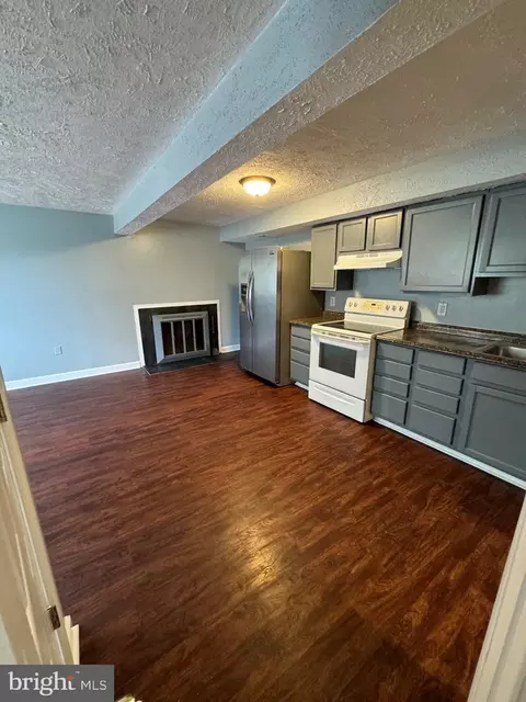 Kitchen - 15404 Malaya Pl, Laurel, MD 20707 photo 6 of 7
