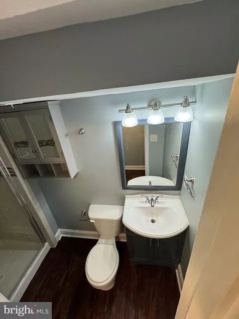 Bath - 15404 Malaya Pl, Laurel, MD 20707 photo 10 of 11