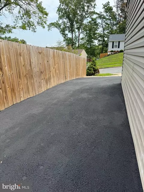 Exterior - 15404 Malaya Pl, Laurel, MD 20707 photo 5 of 45