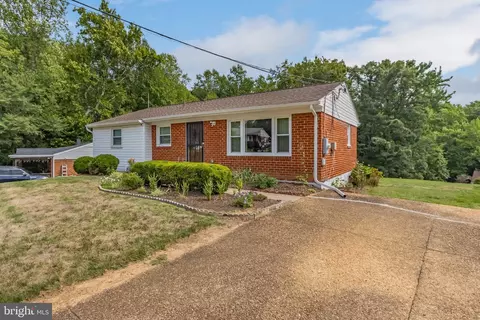 2705 Scarborough Dr, Fort Washington, MD 20744