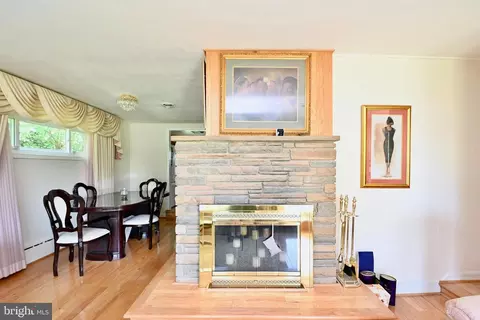 2214 Ritchie Rd, District Heights, MD 20747 photo 8