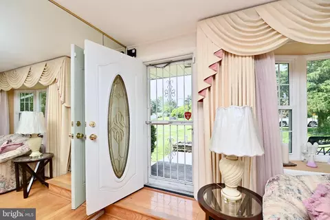 2214 Ritchie Rd, District Heights, MD 20747 photo 6