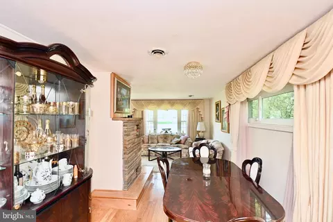 2214 Ritchie Rd, District Heights, MD 20747 photo 11