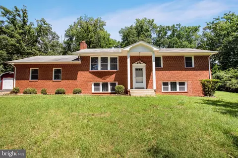 10718 Livingston Rd, Fort Washington, MD 20744