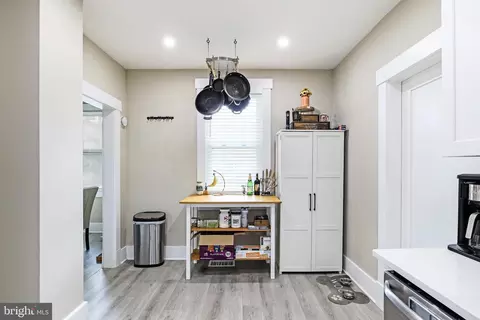 Entry Way - 326 Talbott Ave, Laurel, MD 20707 photo 1 of 3