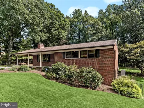3905 Foreston Rd, Beltsville, MD 20705