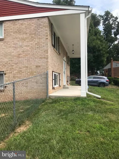 Exterior - 8700 Craley Ct, Clinton, MD 20735 photo 3 of 7