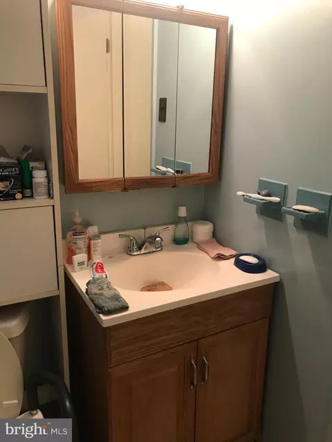 Bath - 8700 Craley Ct, Clinton, MD 20735 photo 1 of 5