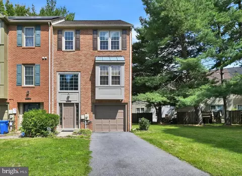 16428 Pleasant Hill Ct, Bowie, MD 20716