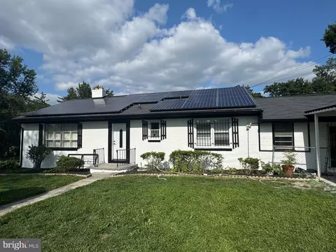 1904 Houston St, Suitland, MD 20746