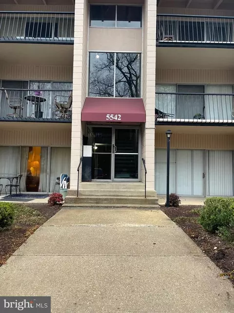 5542 Karen Elaine Dr #1510, New Carrollton, MD 20784