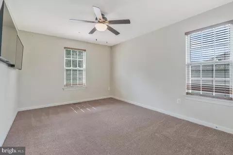 Entry Way - 6403 Oglethorpe Mill Dr, Brandywine, MD 20613 photo 11 of 12