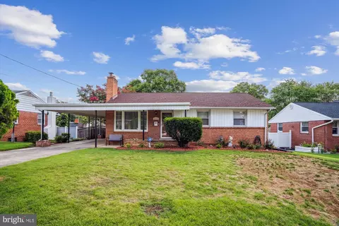 6125 85th Pl, New Carrollton, MD 20784