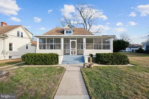 5025 37th Pl, Hyattsville, MD 20782