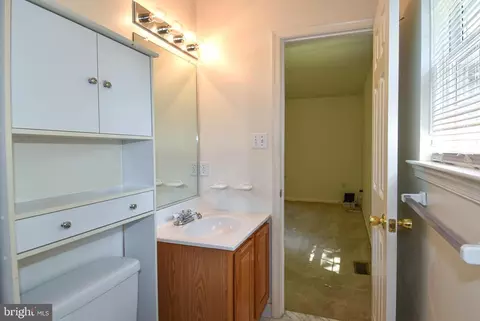 6035 Naval Ave, Lanham, MD 20706 photo 19