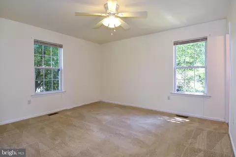 6035 Naval Ave, Lanham, MD 20706 photo 16