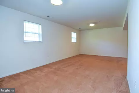 6035 Naval Ave, Lanham, MD 20706 photo 24