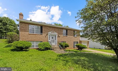 3212 Kingsway Rd, Fort Washington, MD 20744