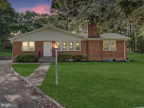 4804 Henderson Rd, Temple Hills, MD 20748