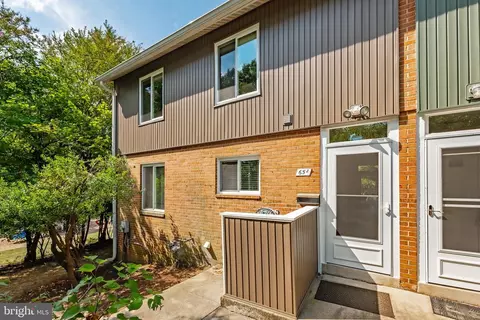 65 Ridge Rd # J, Greenbelt, MD 20770