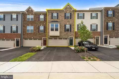 8905 Waller Tree Way, Marlboro, MD 20772